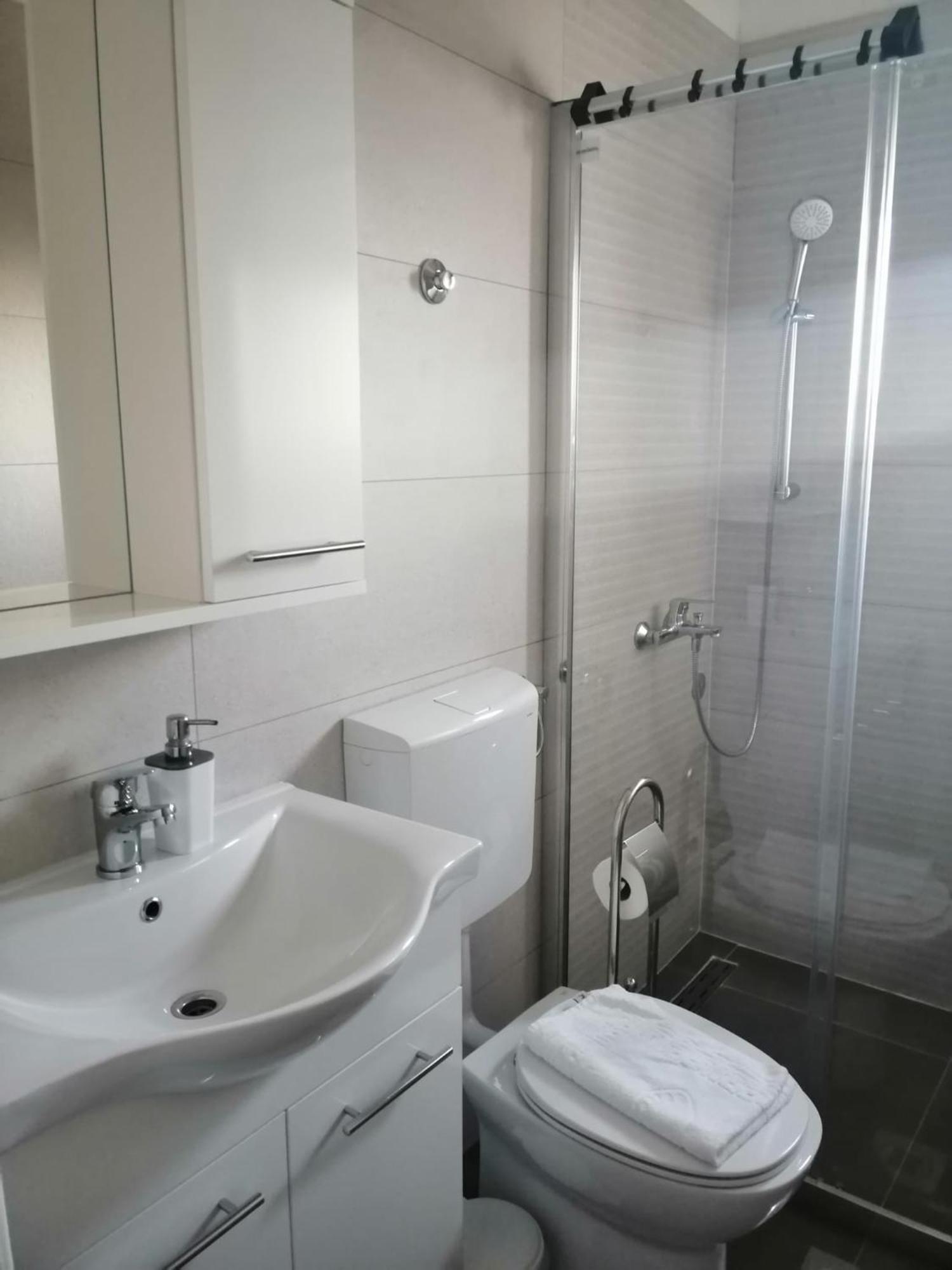 Family Apartments K&M พาก ภายนอก รูปภาพ
